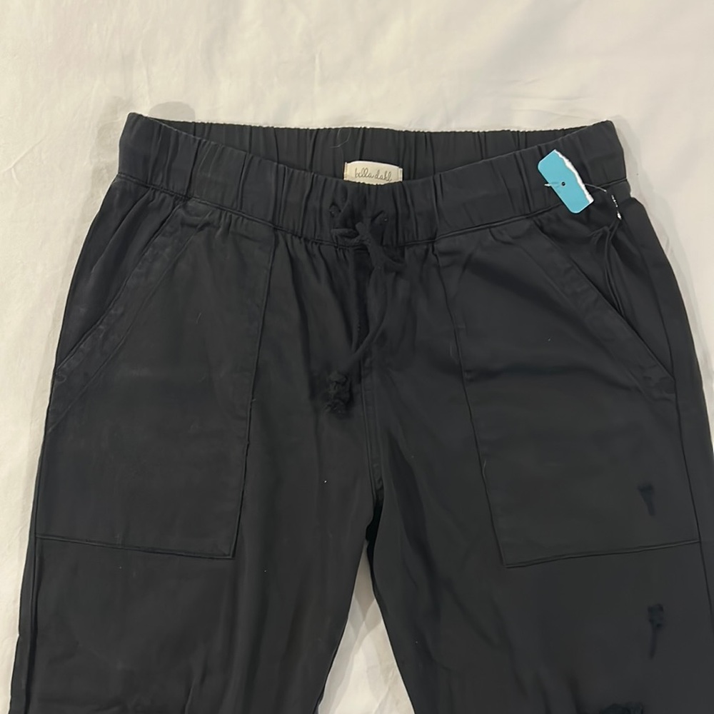 Bella Dahl ripped cotton jogger